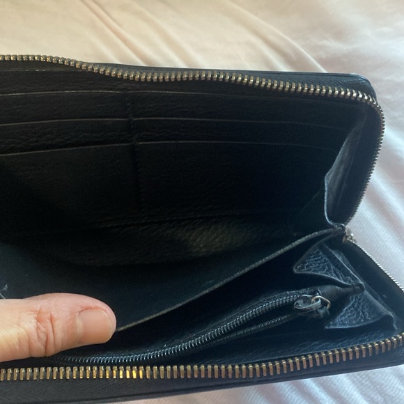 Gucci leather wallet - Picture 13 of 13